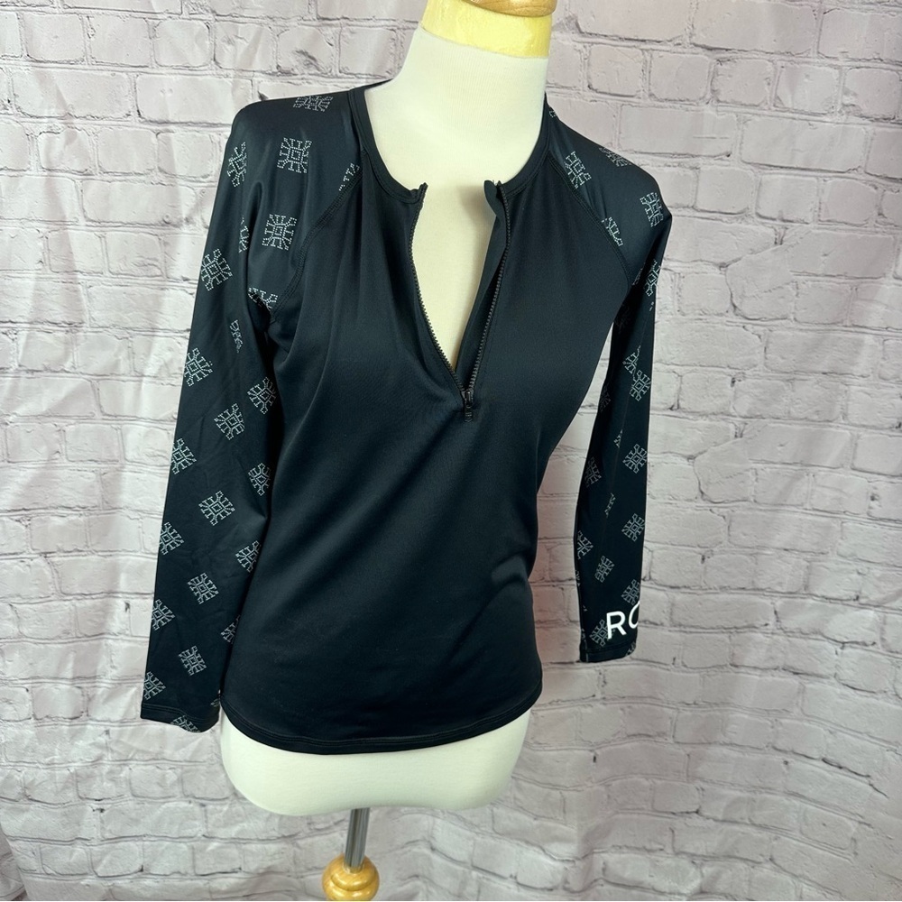 Roxy Black 1/2 zip rash guard long sleeve swim top surfer beach sz medium165/84A